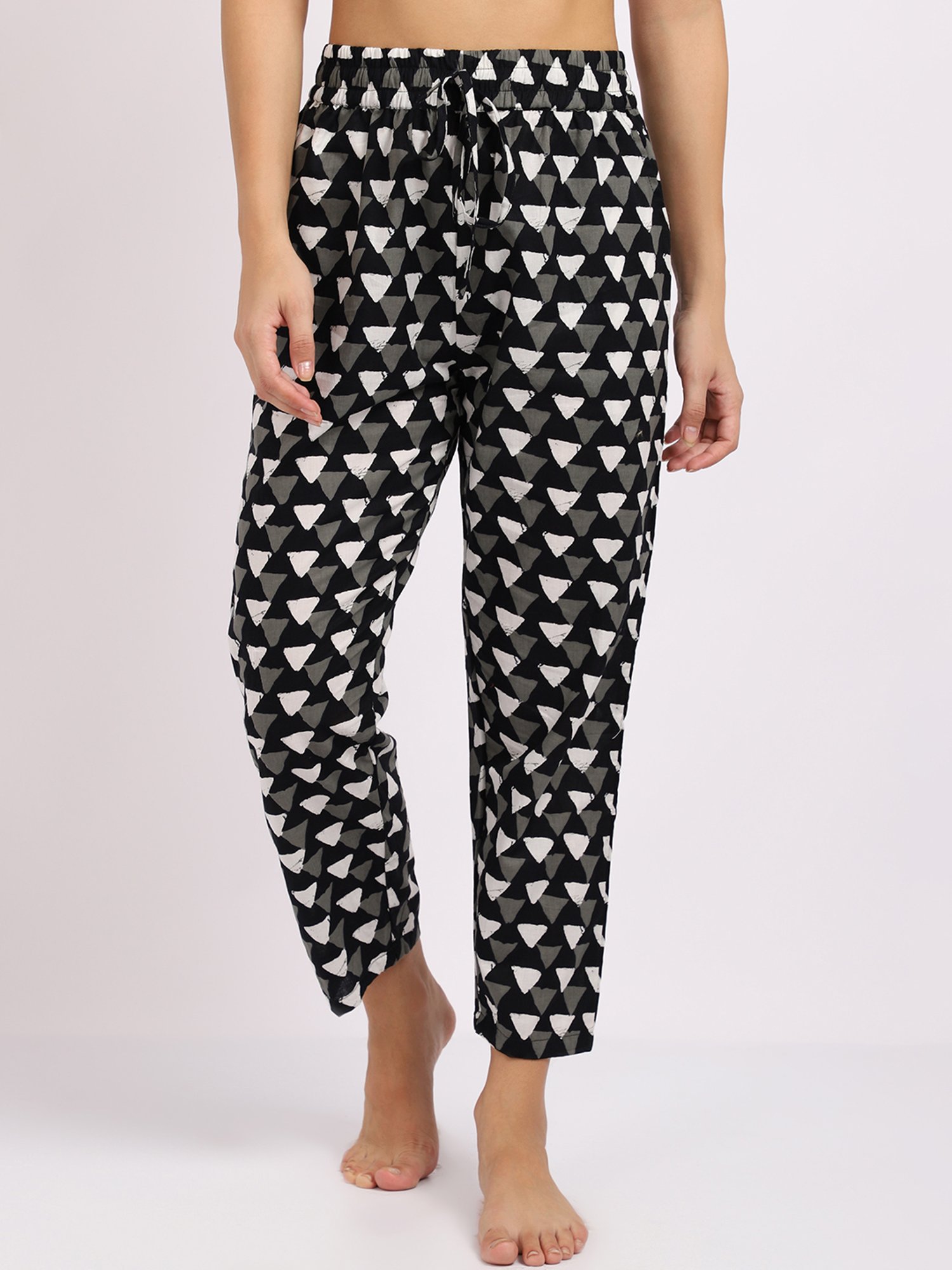 Black  Red Checked Premium Cotton Lounge Pant Pajama Online In India Color  Black SizeShirt M
