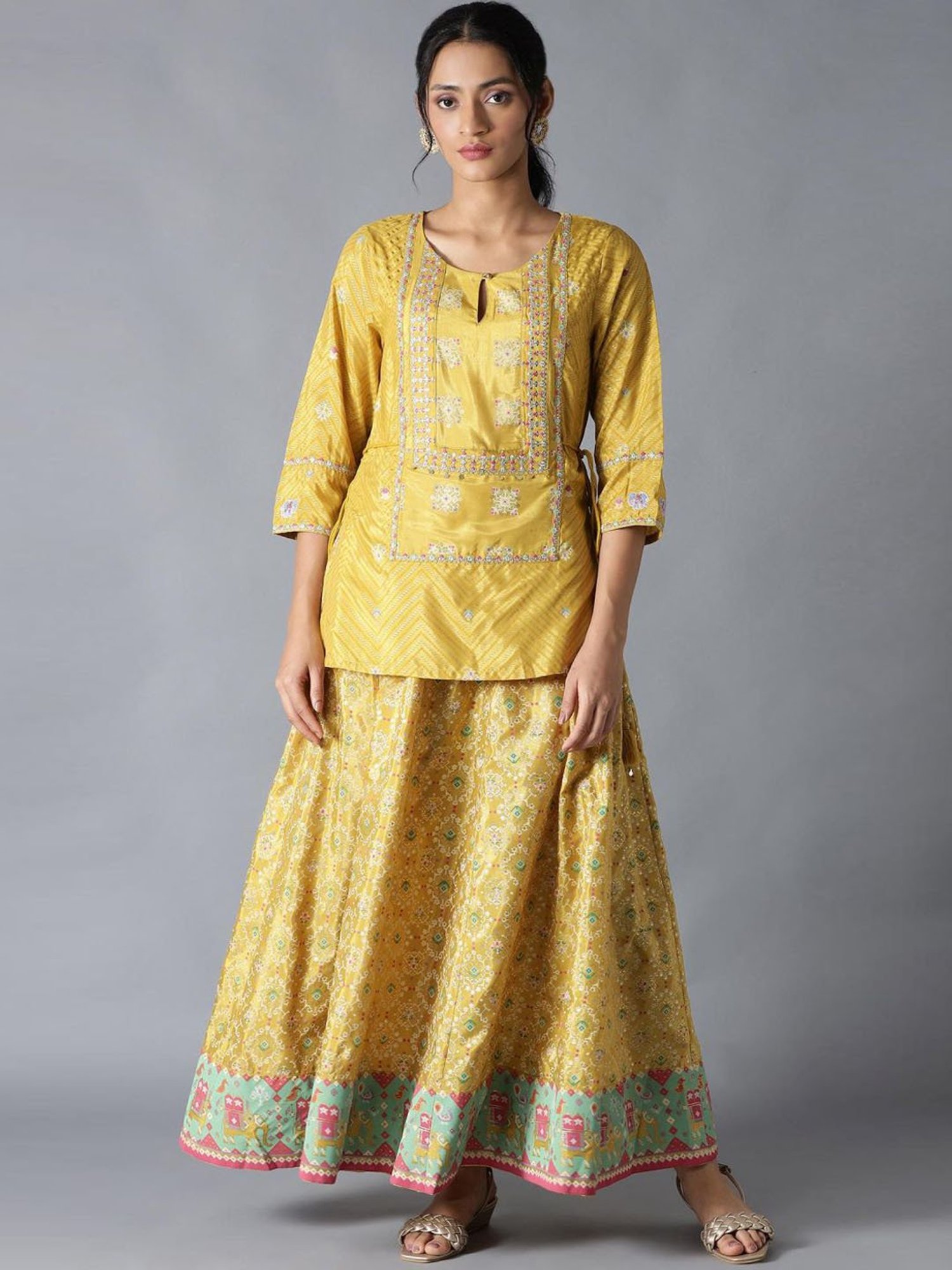 Printed Straight Kurti With Skirt at Rs 895/piece in Jaipur | ID:  22327115130