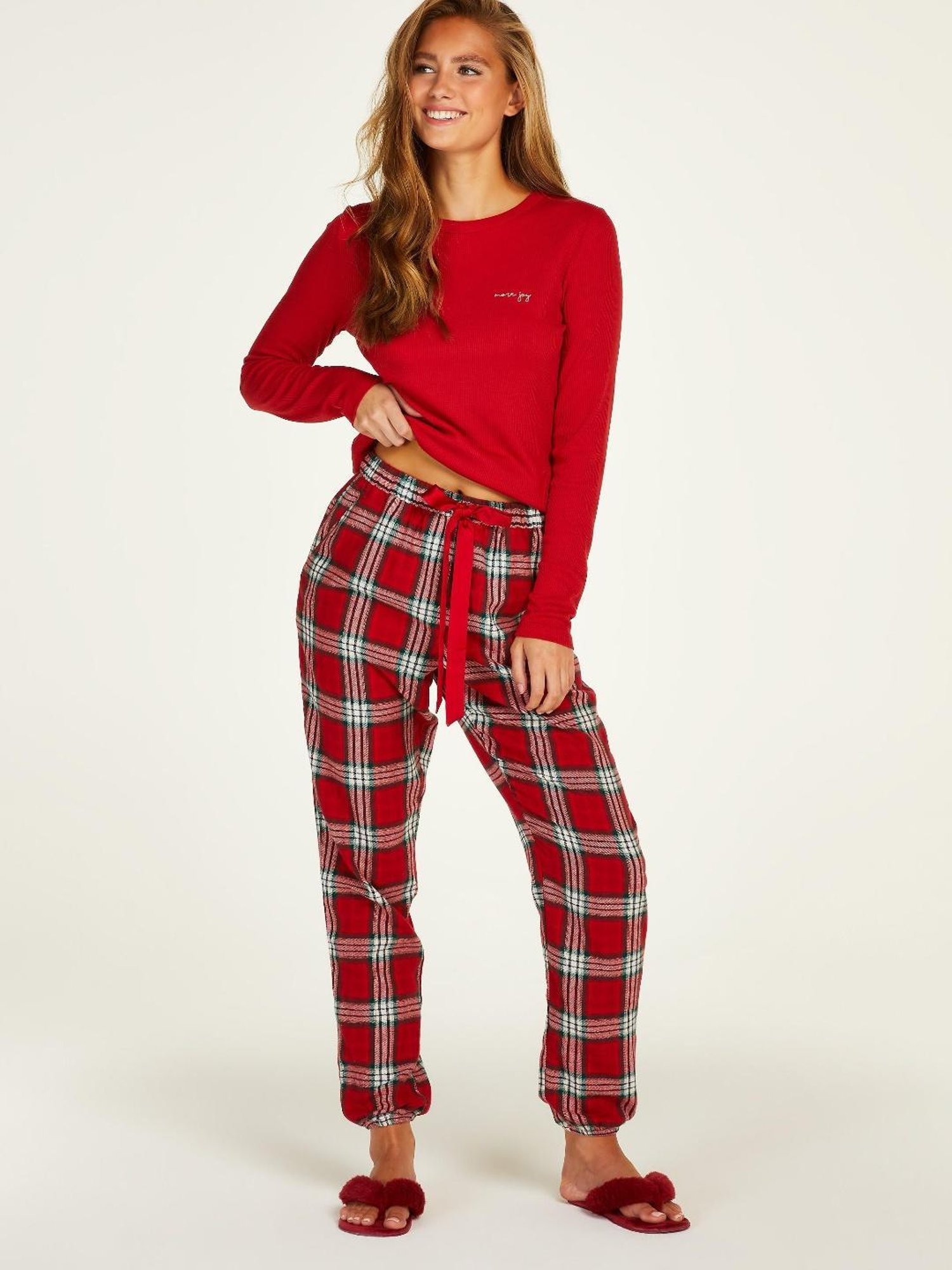 Buy HUNKEMOLLER Red Checks Pajamas for Women Online @ Tata CLiQ