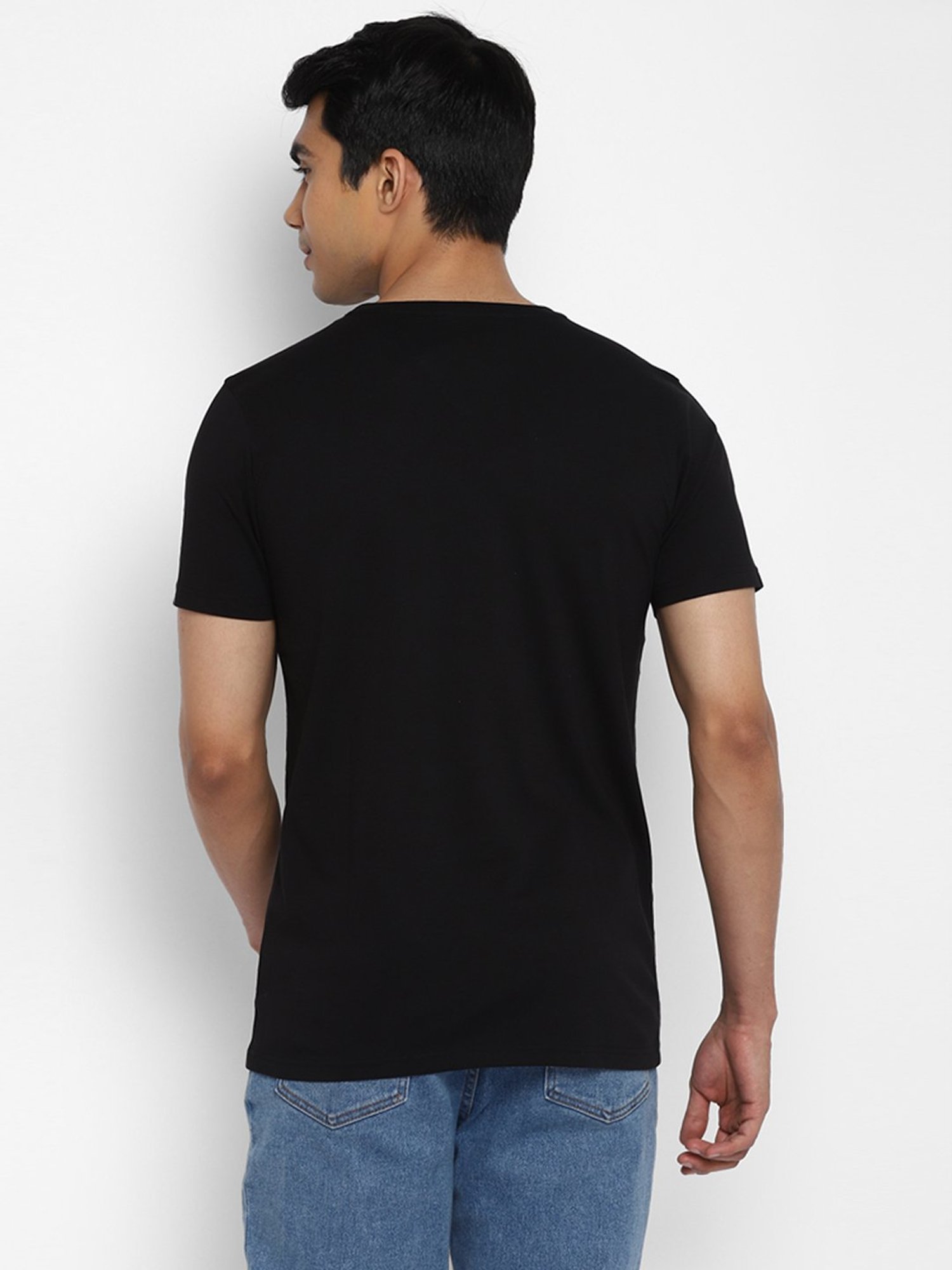 Buy Red Chief Jet Black Jersey Printed T-Shirt for Men Online @ Tata CLiQ