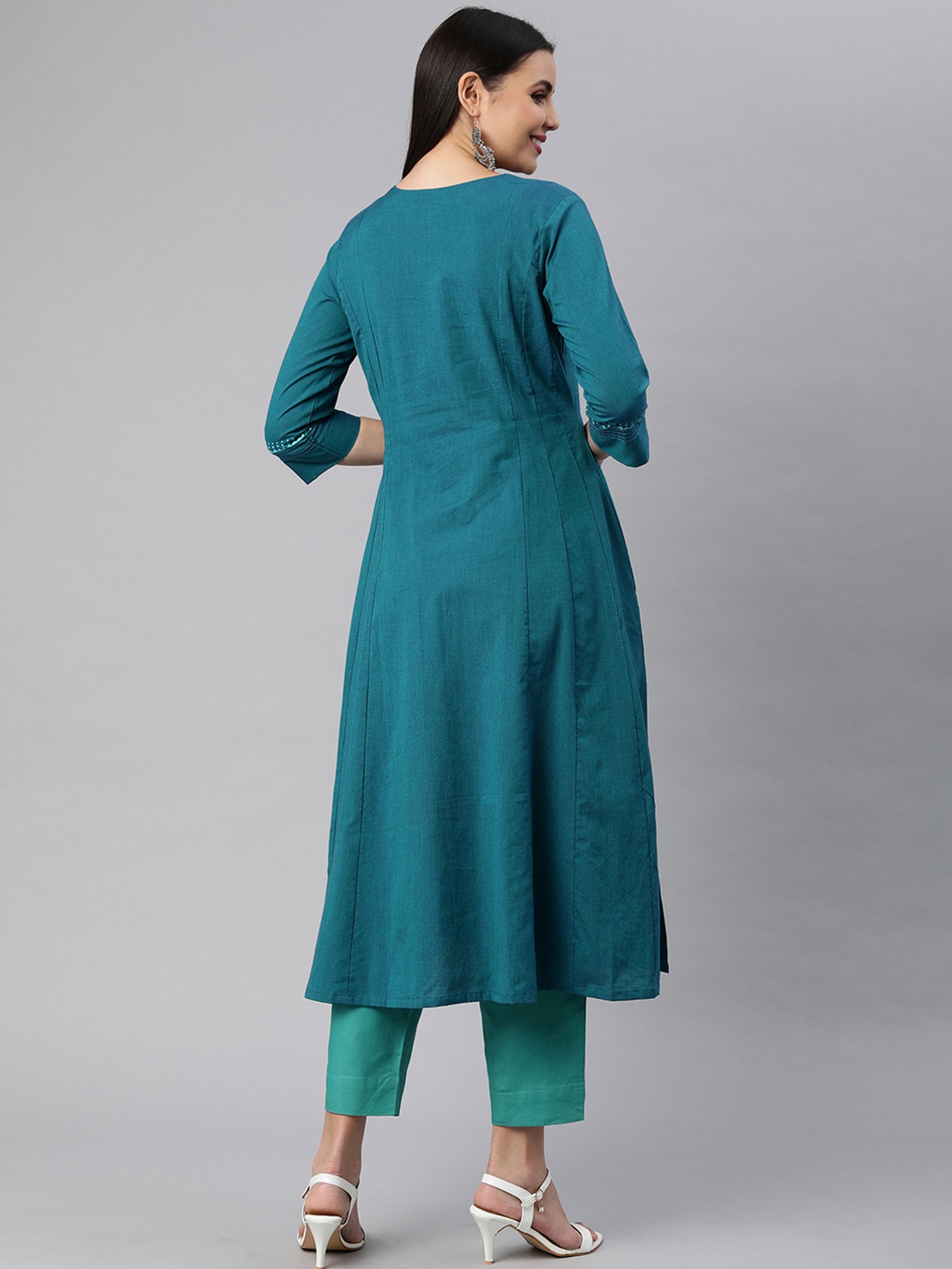 Rangmanch by Pantaloons Teal Blue Embroidered Straight Kurta