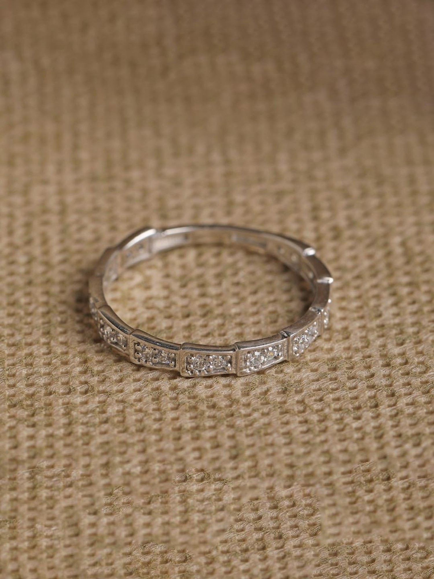Simple Wedding Bands: Minimalist Women Top Rings - Diamond wish