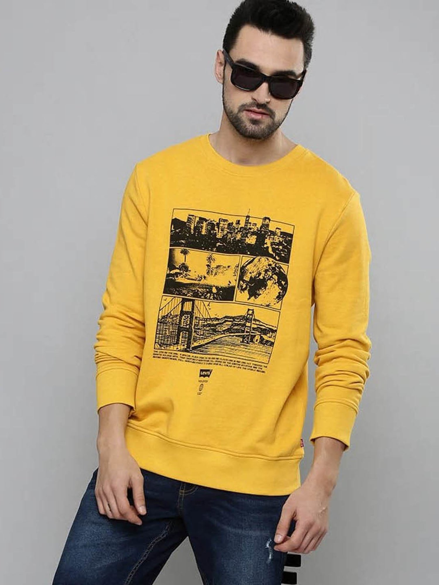 Buy Levi's Black Graphic Print Sweatshirt for Men Online @ Tata CLiQ