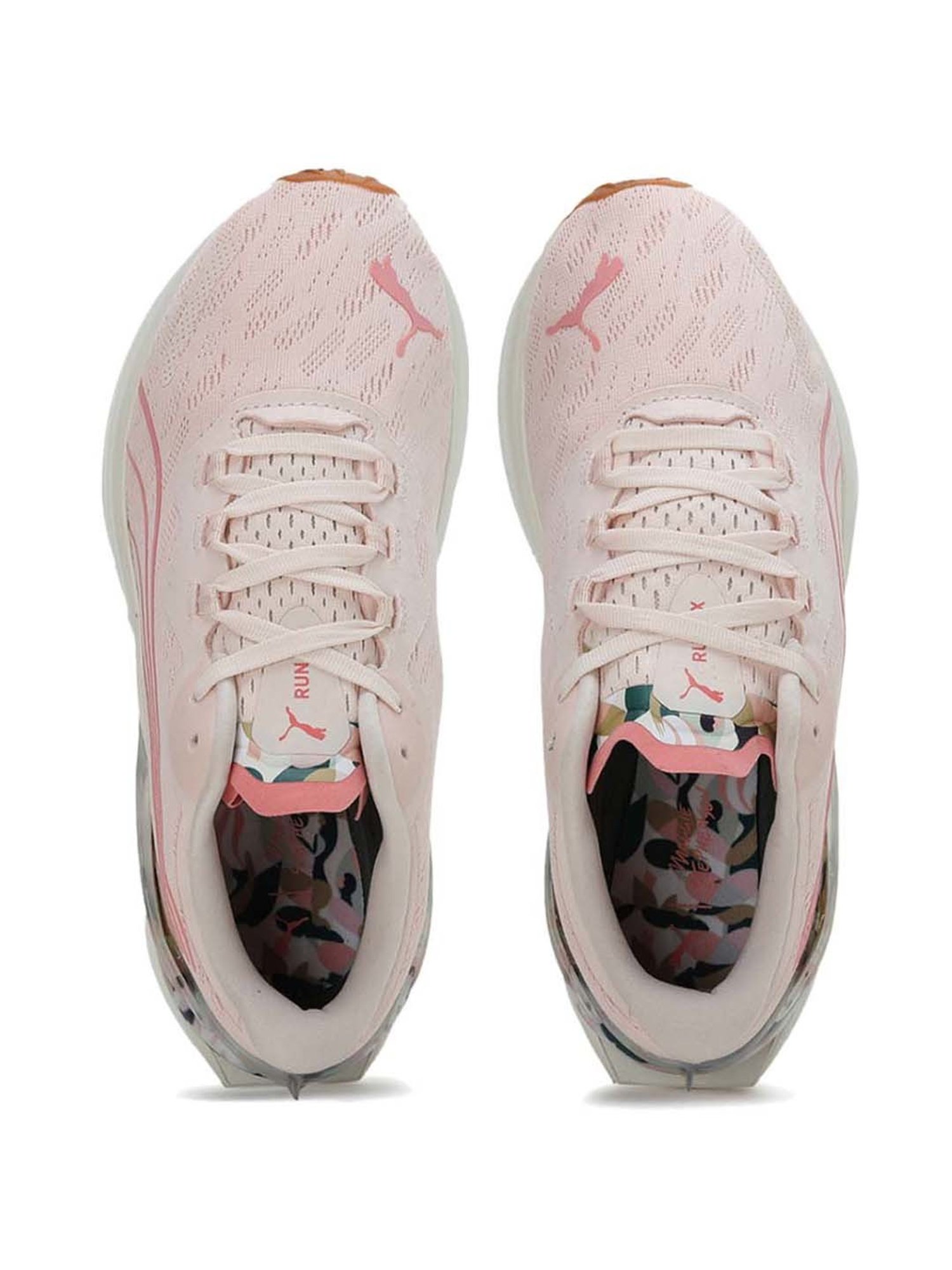 正規品一度使用！25cm Puma RunXX Nitro Maggieピンク プーマが女性に特化した厚底ランニングシューズ「RUN XX NITRO