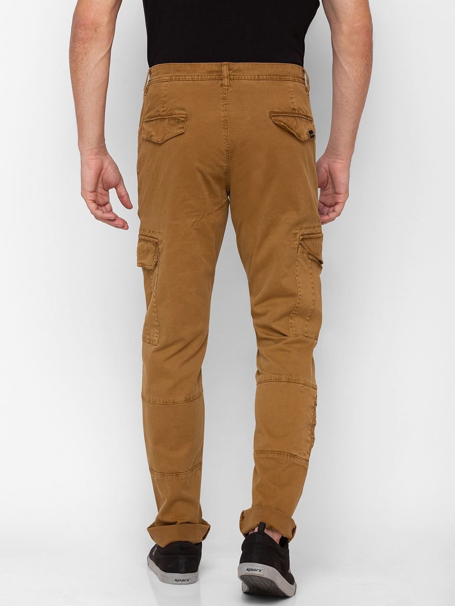 Buy Online|Spykar Men Sand Khaki Cotton Tapered Fit Ankle Length Mid Rise  Cargo Pant