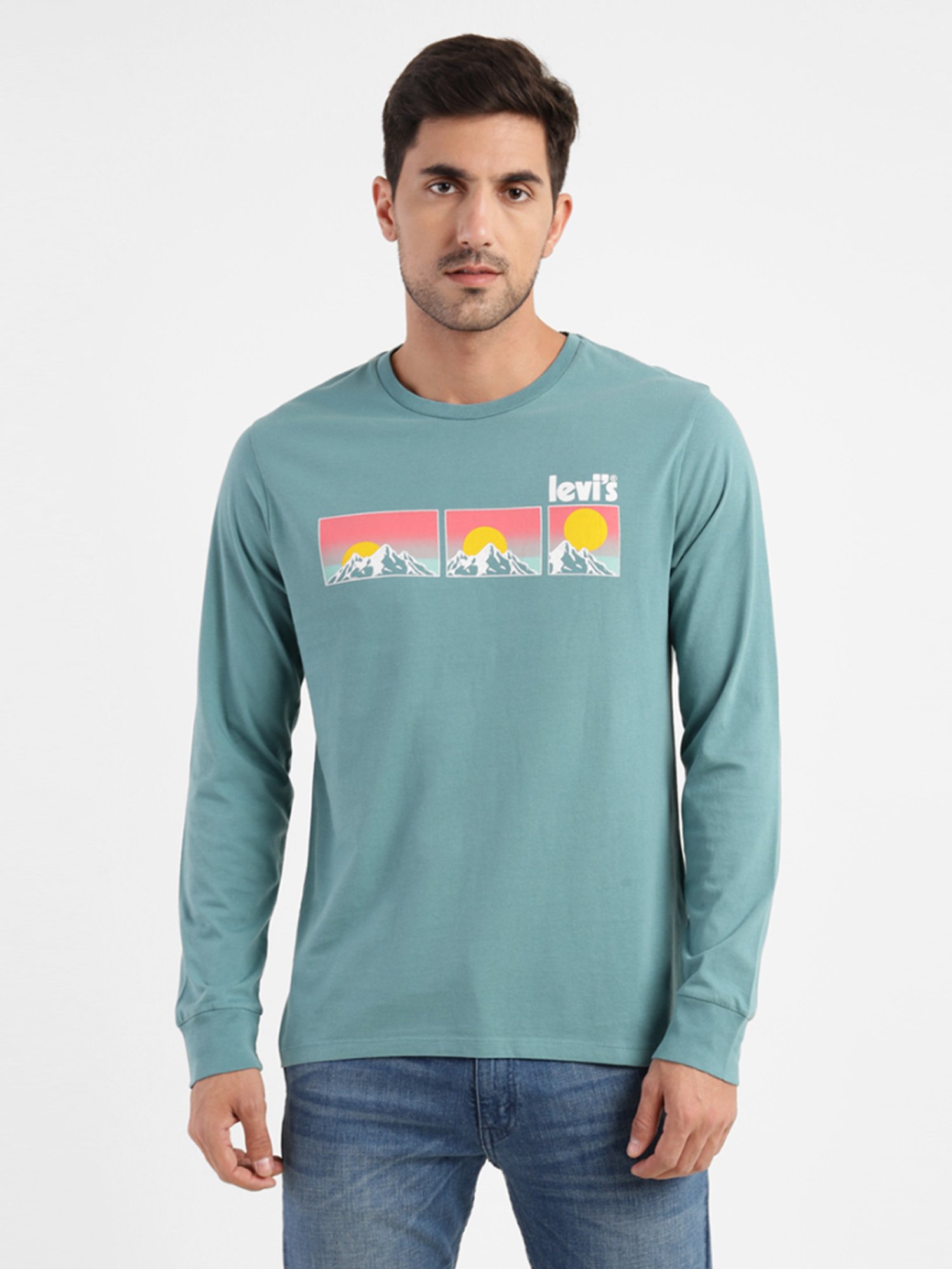 Buy Levi's Green Cotton Regular Fit Printed Sweatshirt for Mens Online @  Tata CLiQ