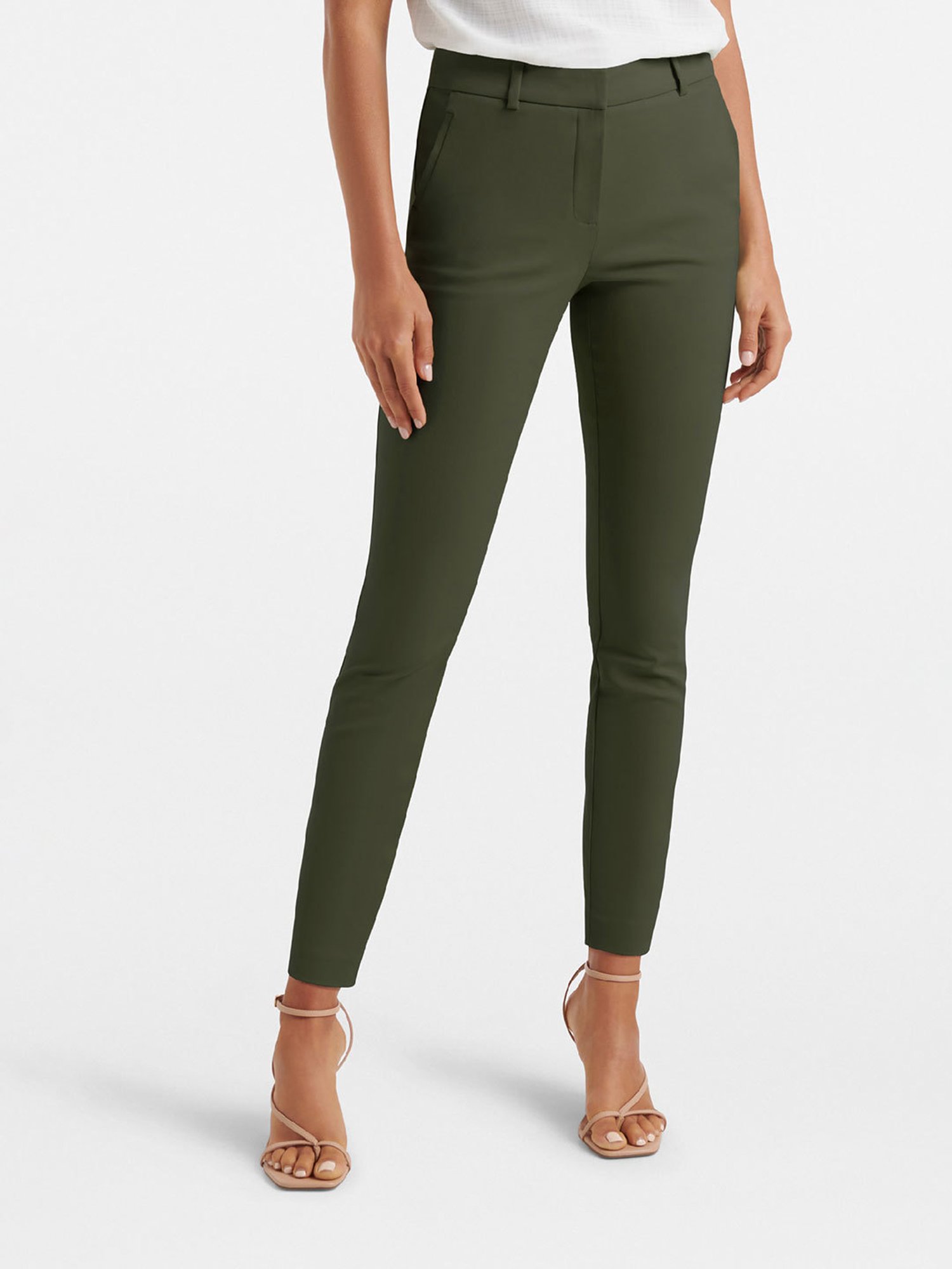 15 Olive Green Pant Outfit Ideas For Women Comfy  Stylish