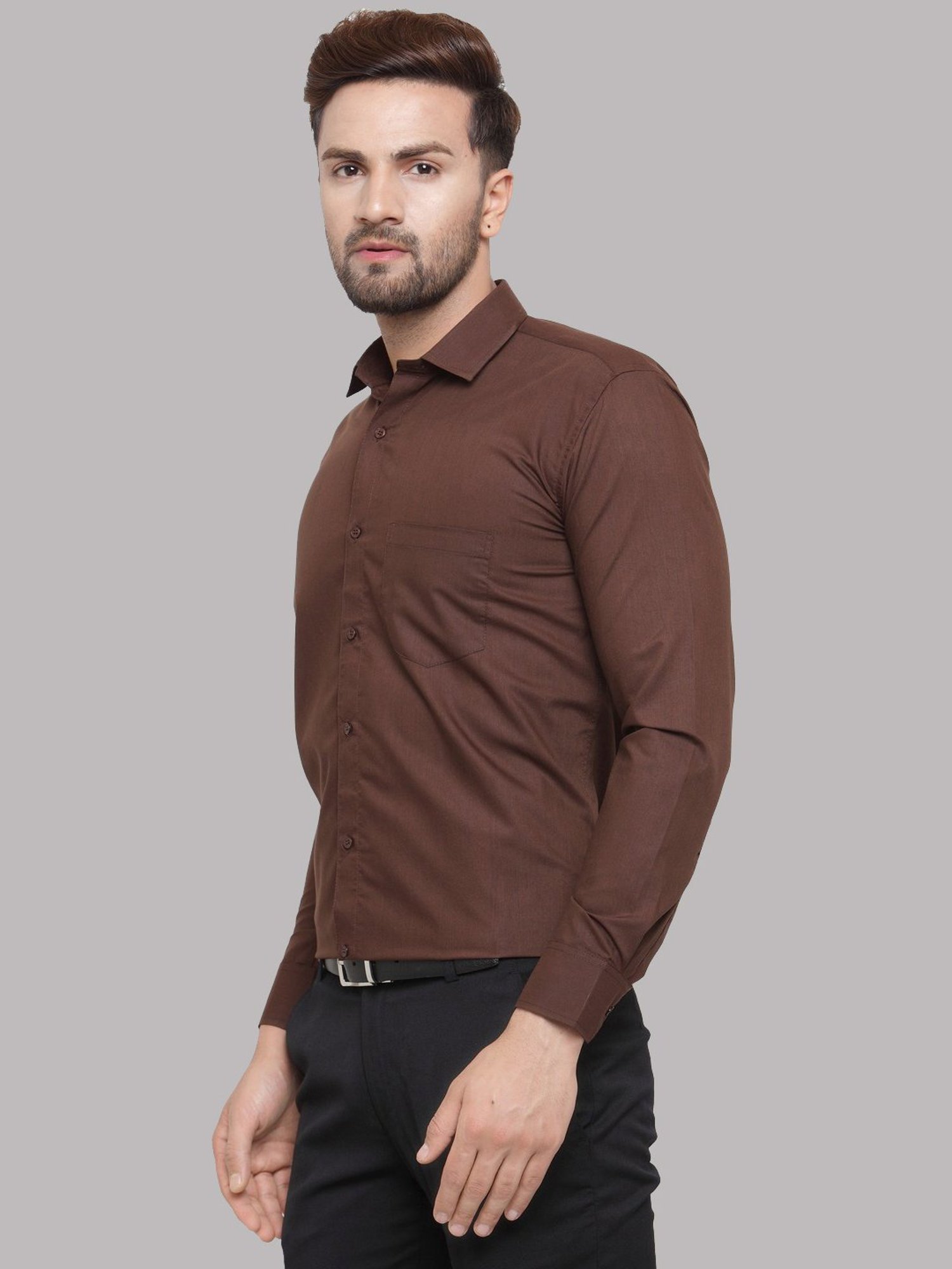 What pants go with a brown shirt? - Quora