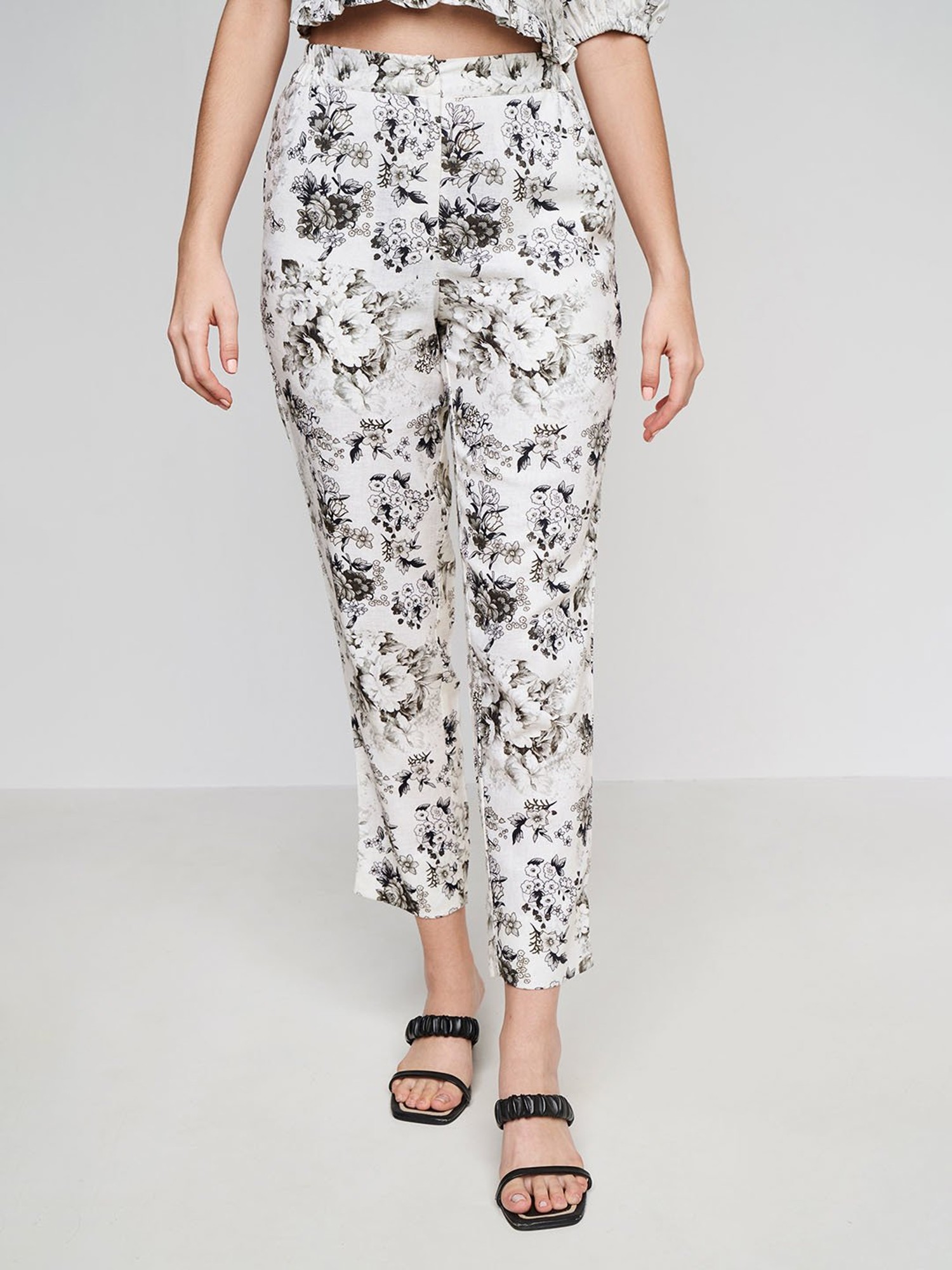 Buy PURYS Off White Womens Paper Bag Waist Floral Printed Pants with Belt   Shoppers Stop