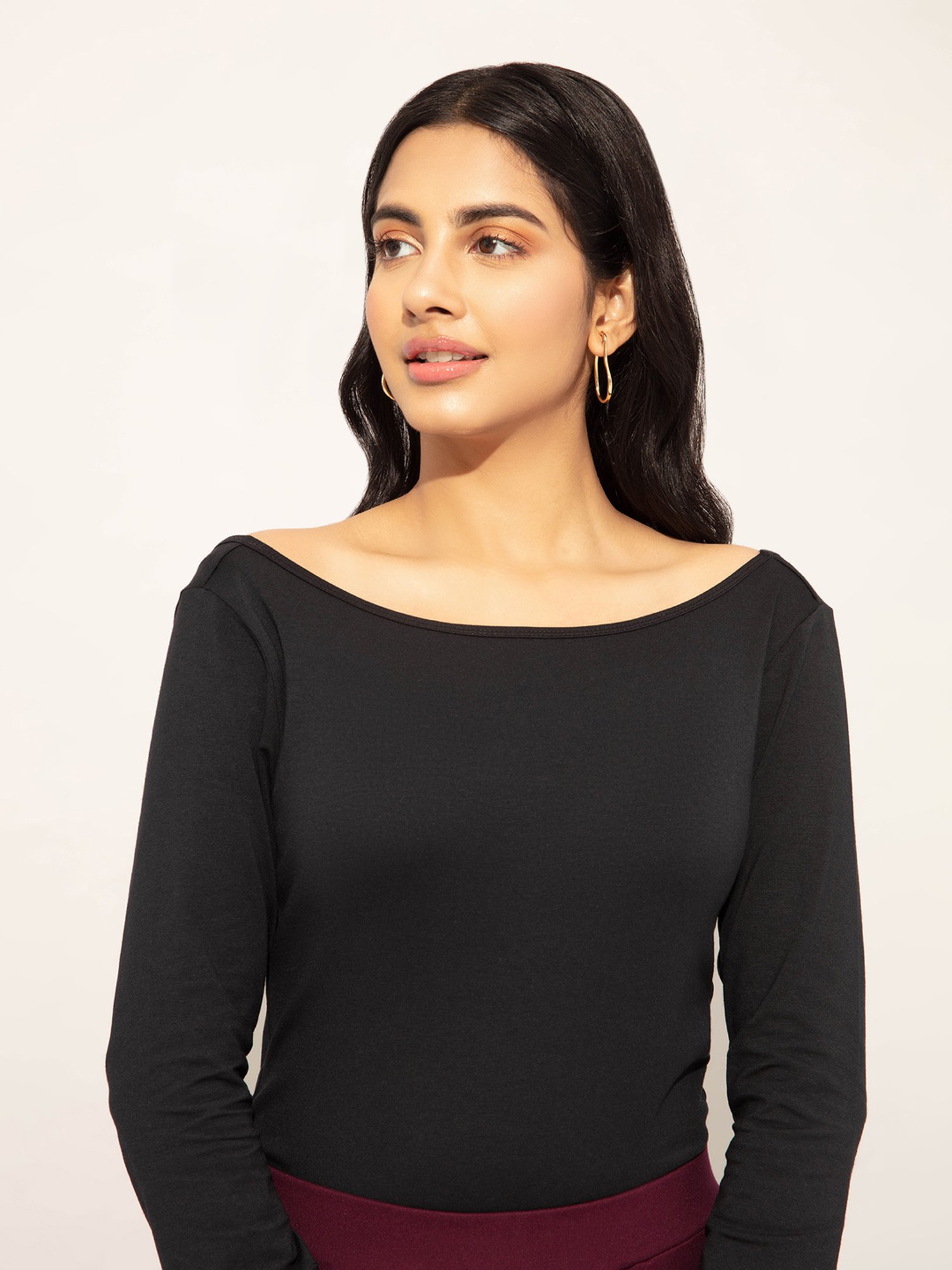 Buy MIXT by Nykaa Fashion Black Full Sleeves Tie Up Back Solid Crop Top  Online