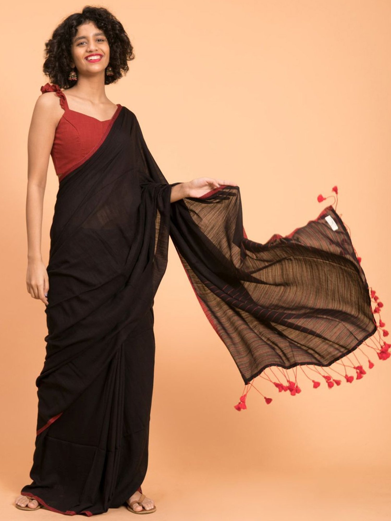 Black Saree Aradhana set Buy online peeli dori | Organza Embroidered Saree