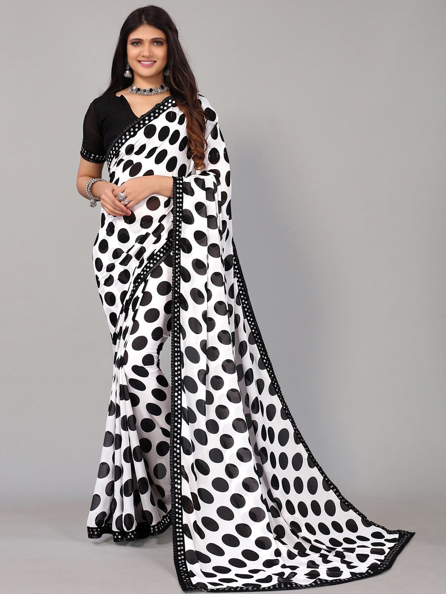 Black And White Polka Dot Saree – Beige Bag