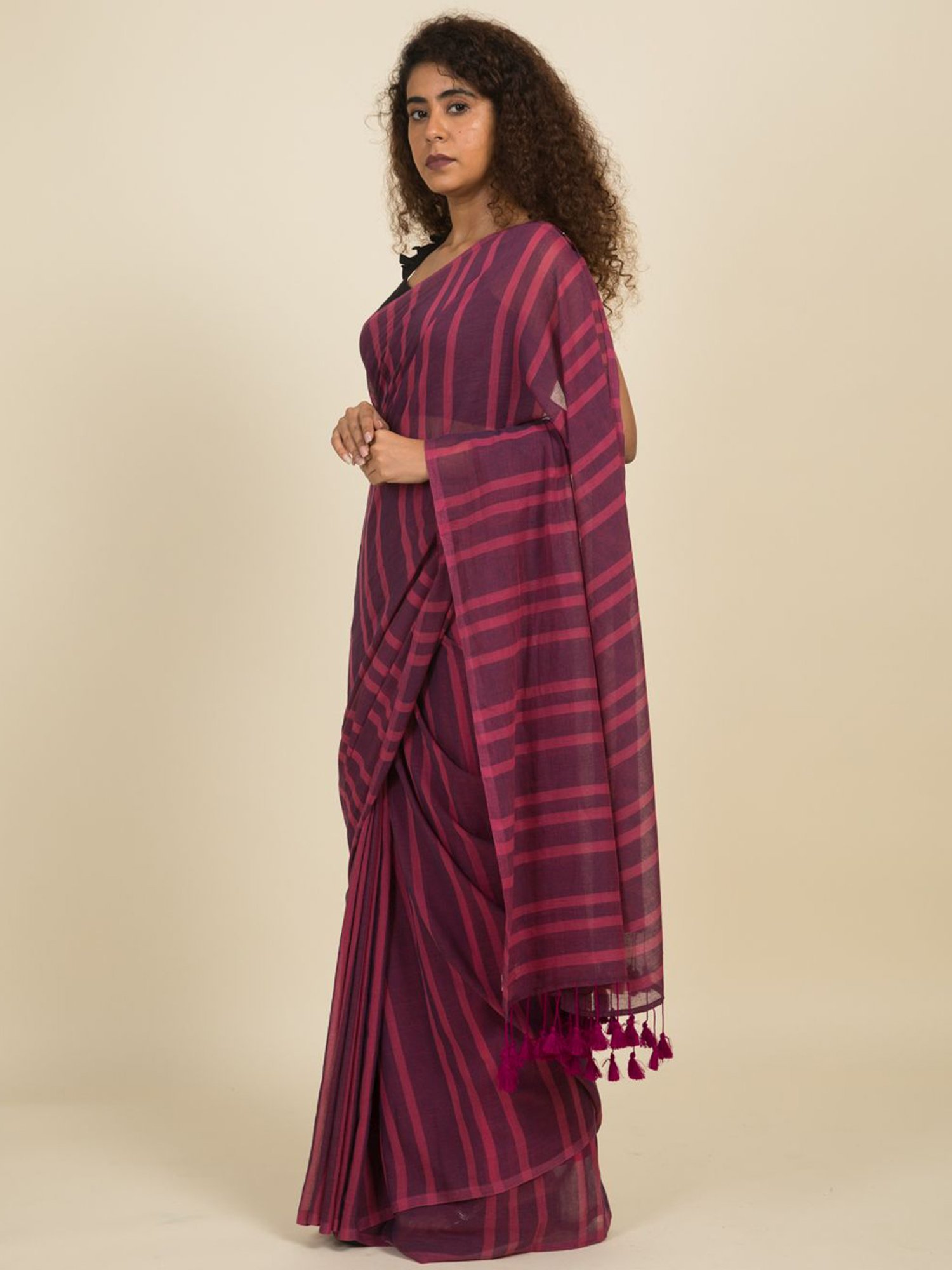 Buy Suta Pink Pure Cotton Striped Saree Without Blouse for Women