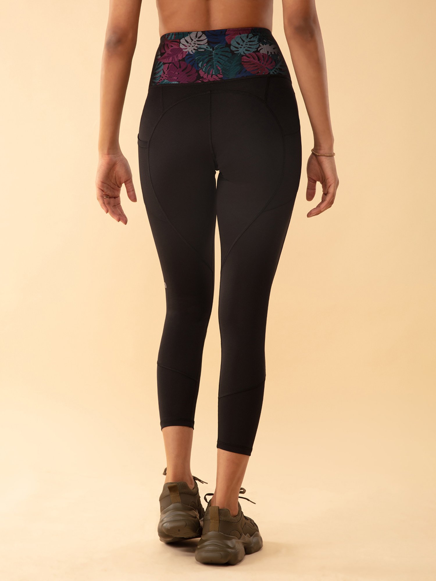 Buy Nykd Grey Essential Cotton Leggings for Women Online @ Tata CLiQ