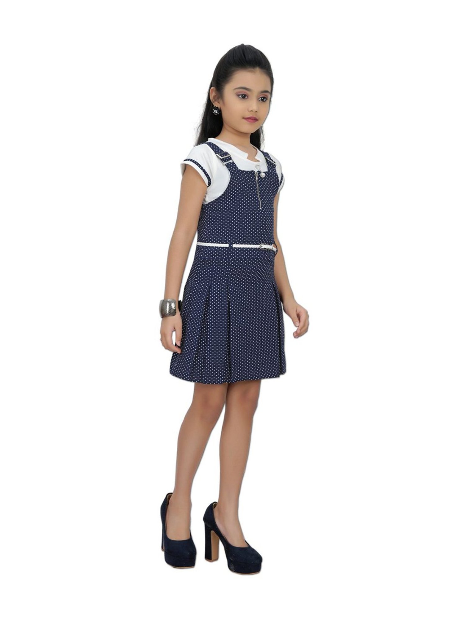 Addressing the Dress Code in Schools - GirlSpring