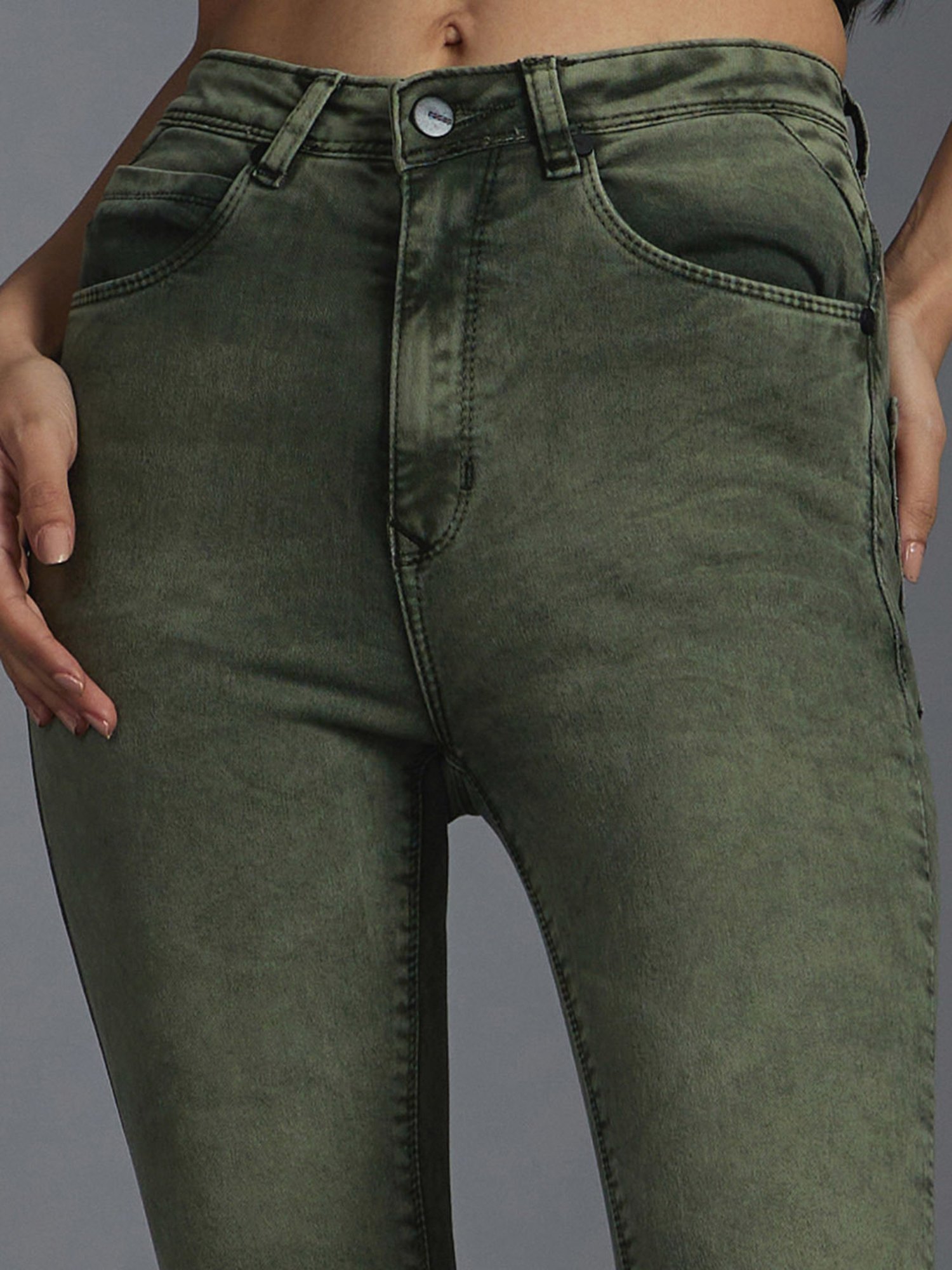 Buy Men Green Dark Super Slim Fit Jeans Online - 622059 | Louis Philippe