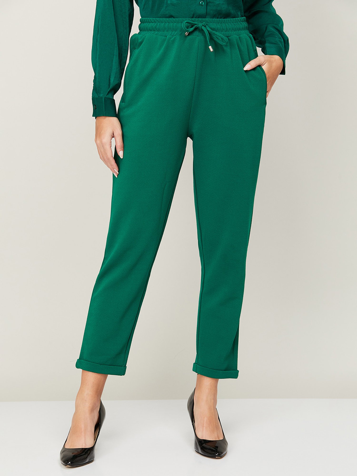 Buy Women Green Regular Fit Solid Casual Track Pants Online  609555   Allen Solly