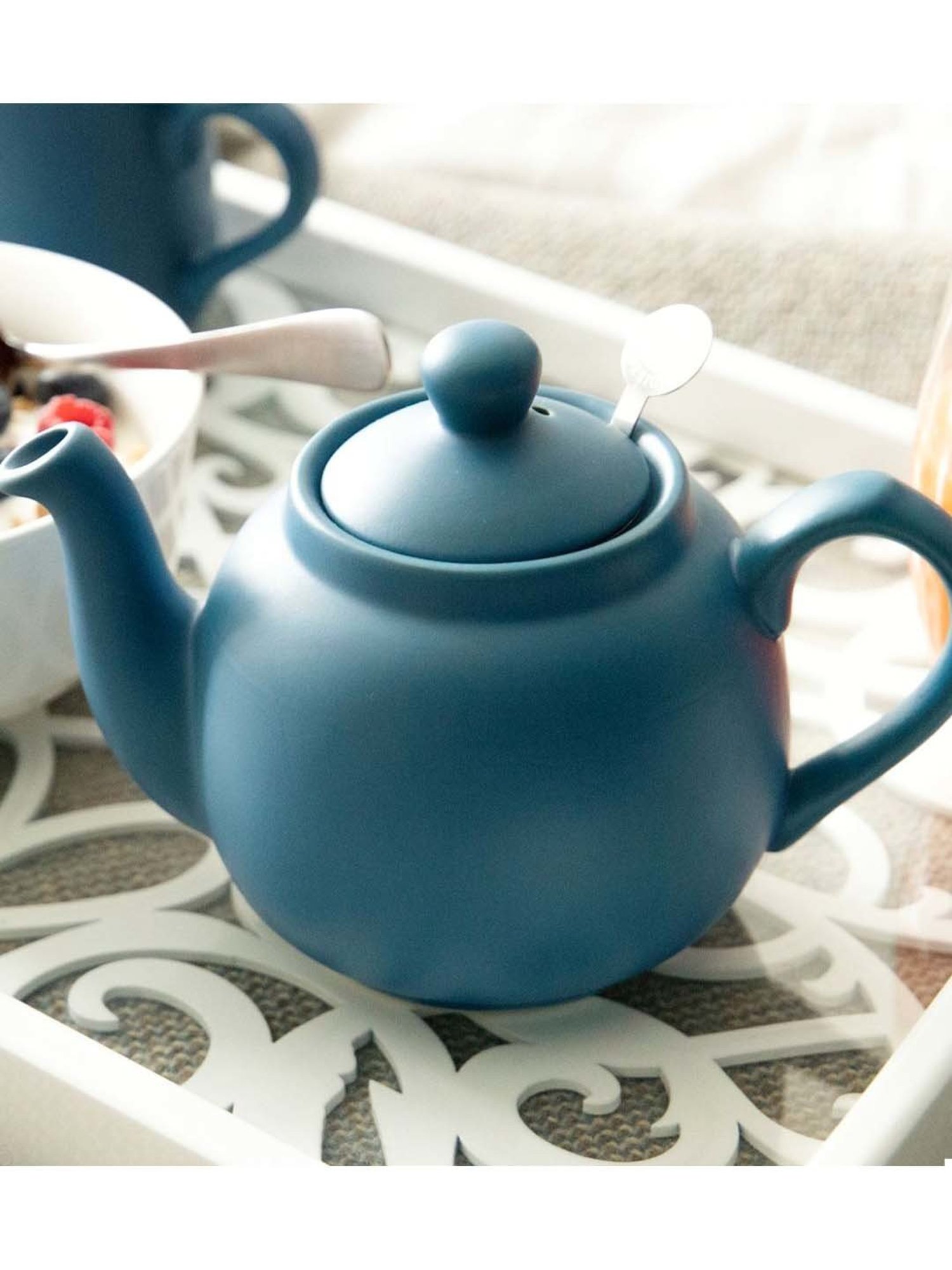 Buy London Pottery Blue Ceramic Teapot (1.2 L) at Best Price @ Tata CLiQ