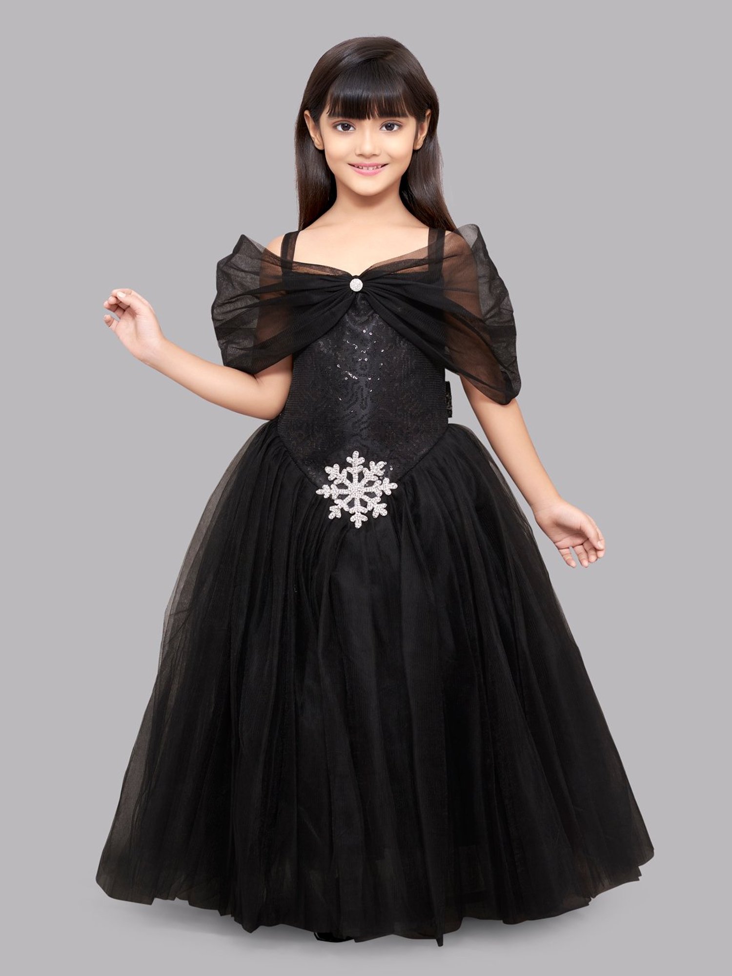 Black gown for store kids