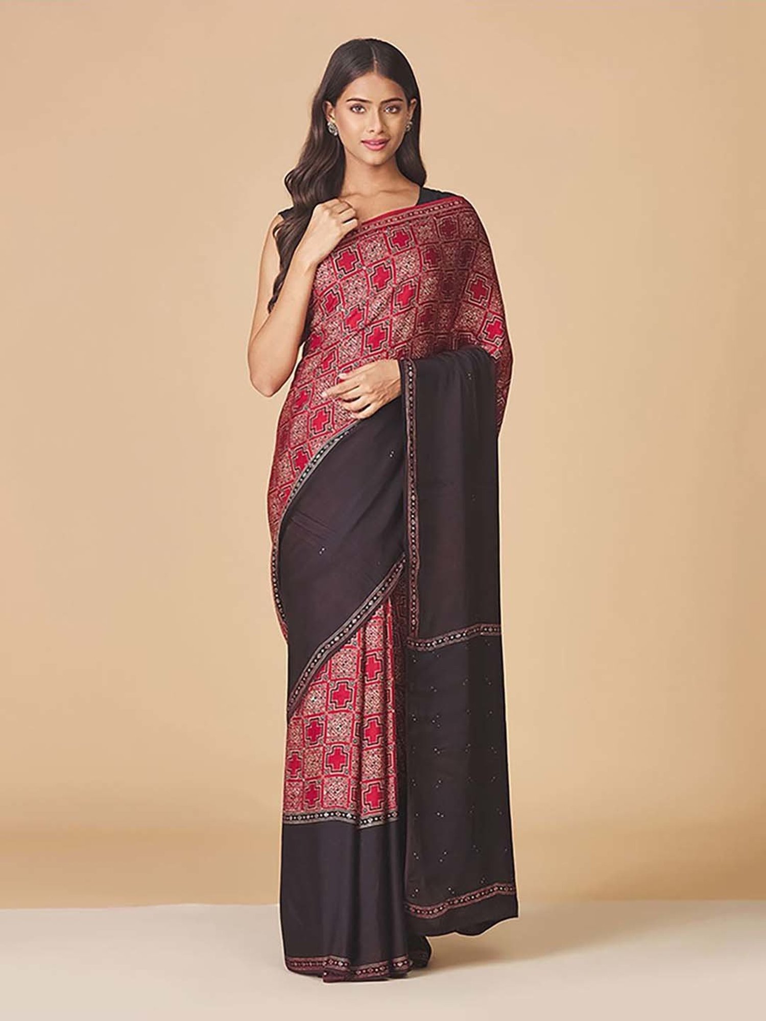 Shoes with Saree  10 Best Footwear to go with Saree  Saree How to wear  Saree look