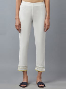 パンツ ETRO Woman Pants White WREA003999TUEG0 W3796 Buy W White Regular Fit Pants for Women Online @ Tata CLiQ