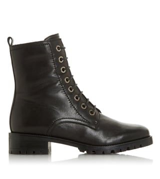 lace up black hiker boots