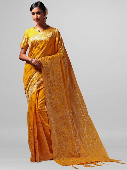 Janasya Yellow Printed Saree With Blouse Price in India