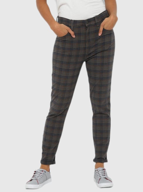 Buy AMERICAN EAGLE OUTFITTERS Men Relaxed Tapered Fit Joggers - Trousers  for Men 22244092 | Myntra