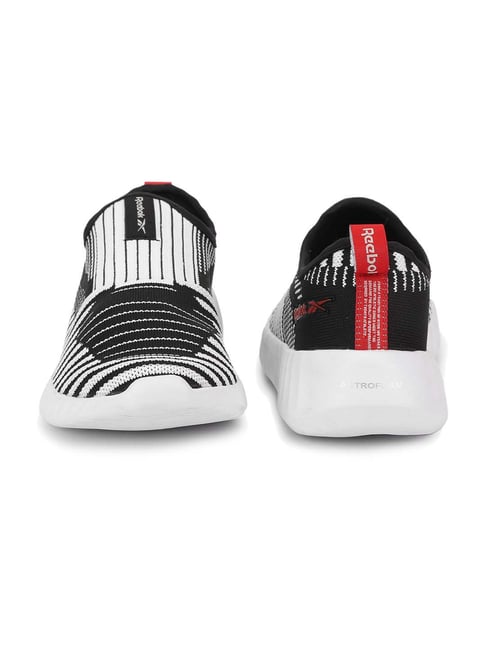 Buy Reebok Men's Kezar Laceless White Running Shoes for Men at