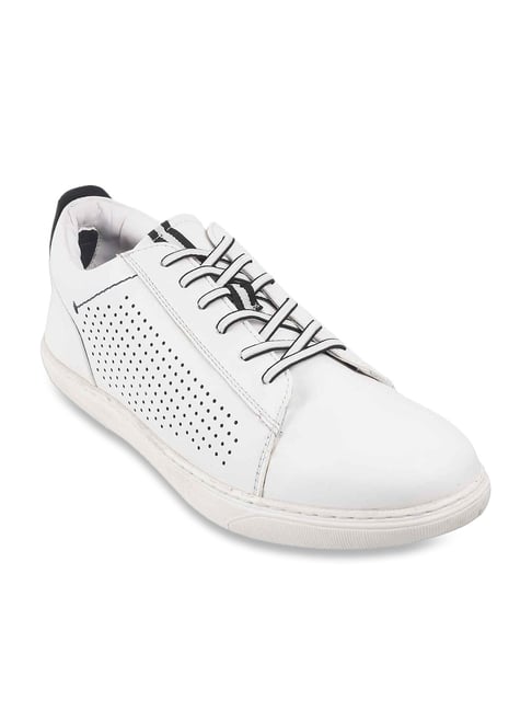 Mochi Men's White Casual Sneakers