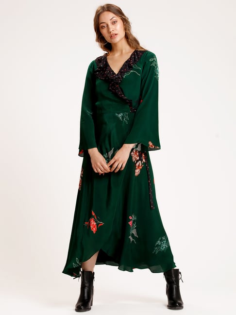 SHAYE Green Printed Maxi Dress Price in India