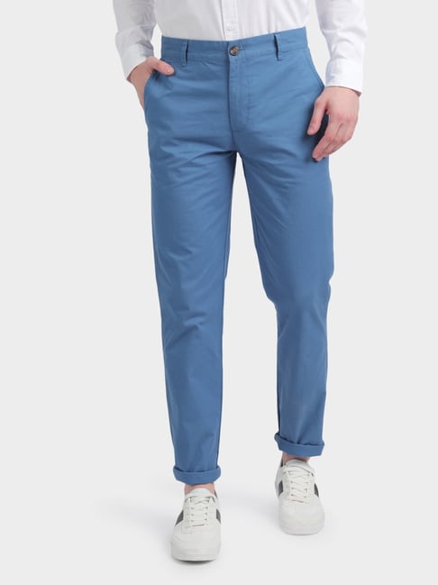 Buy Men Blue Slim Fit Textured Flat Front Casual Trousers Online - 680001 |  Louis Philippe