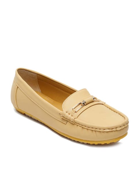 Flat N Heels Women's Yellow Casual Loafers