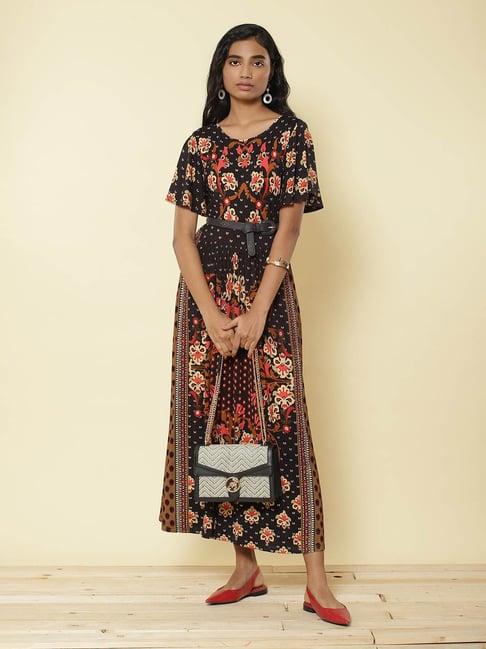 Buy Label Ritu Kumar Floral Print Puff Sleeve Crepe A Line Maxi Dress -  Dresses for Women 25945624 | Myntra