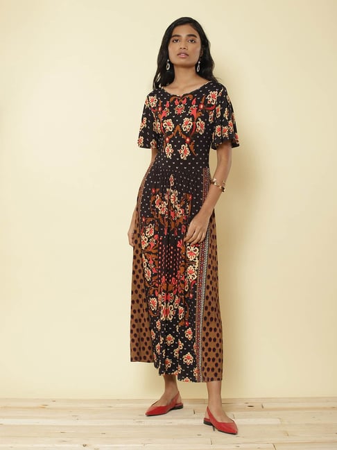 ritu kumar black gown