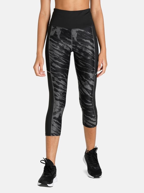 Buy Puma Black Printed Capri Tights for Women Online Tata CLiQ