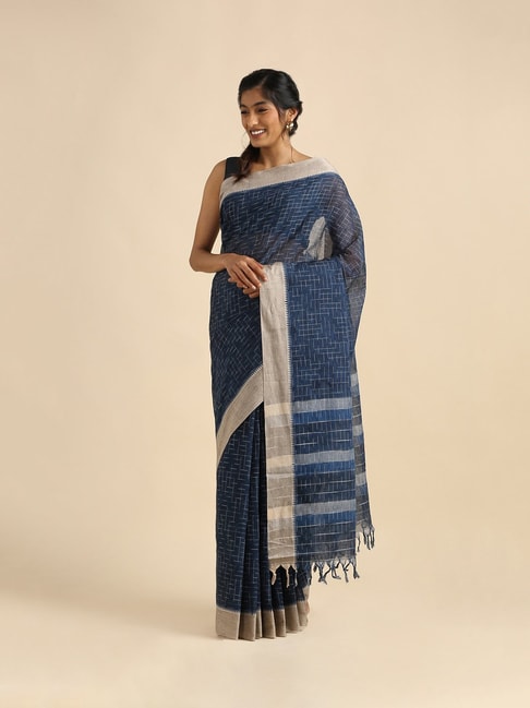 TANEIRA Dark Blue Printed Saree With Blouse Price in India