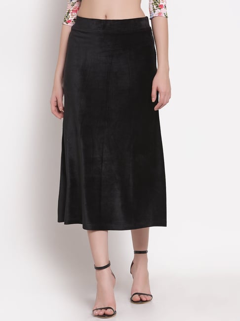 Black a line skirt below clearance knee