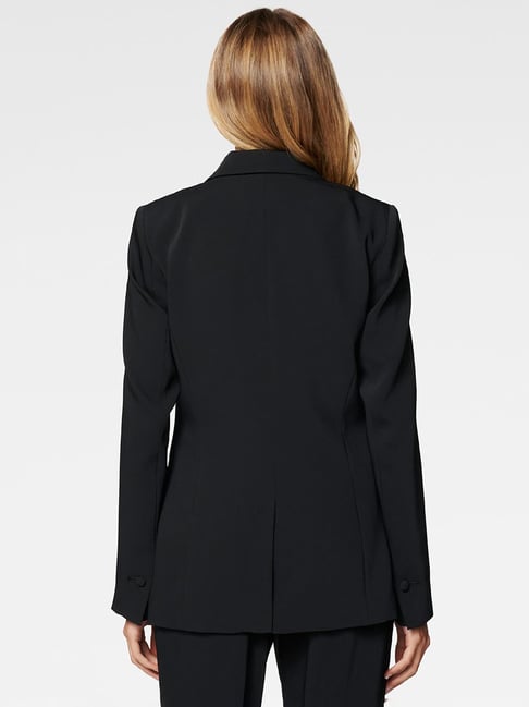 Buy Forever New Black Peaked Lapel Blazer for Women s Online