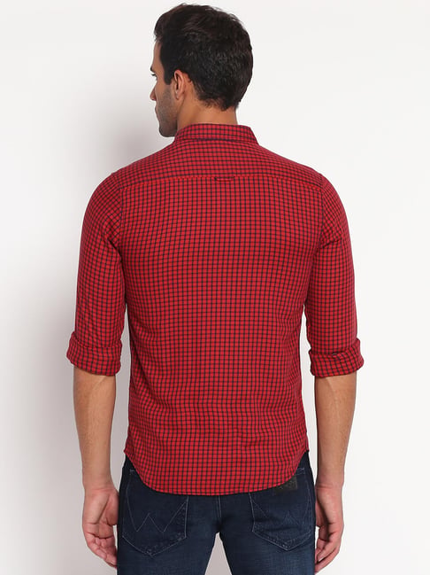 Buy Wrangler Red Slim Fit Check Shirt 
