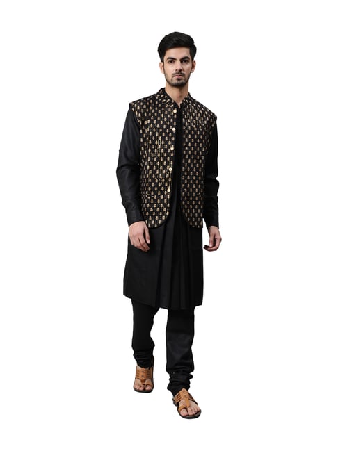 Red monochrome kurta with Nehru jacket and matching turban set – Lagorii  Kids