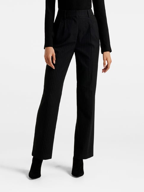 Buy FOREVER NEW Solid Slim Fit Blended Fabric Women's Formal Wear Trousers  | Shoppers Stop