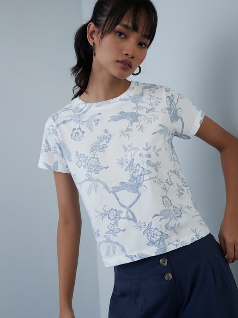 Bombay Paisley by Westside White Foliage Print Crop T-Shirt Price in India