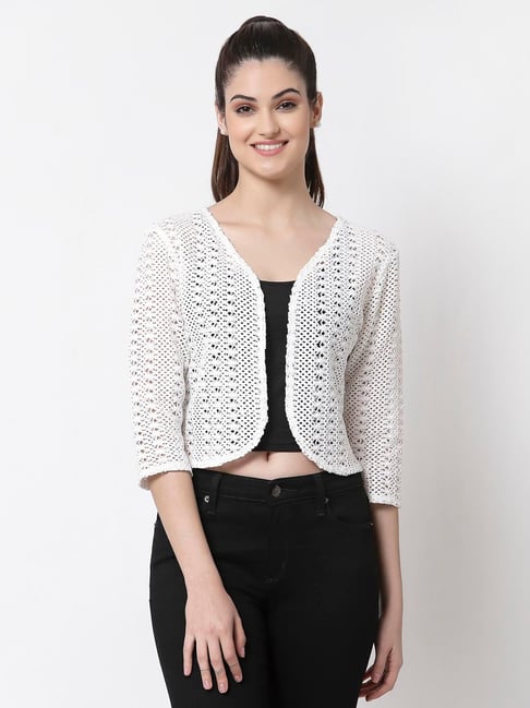 Three quarter sales sleeve shrug