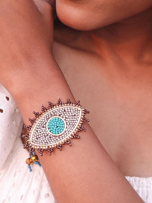 Evil Eye Jewelry: The Longest Jewelry Trend Ever Wants to Protect YOU -  Bloom Jewelry