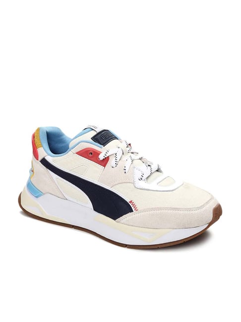 Sneakers Online: Buy Sneakers at Best Prices Only at Tata CLiQ