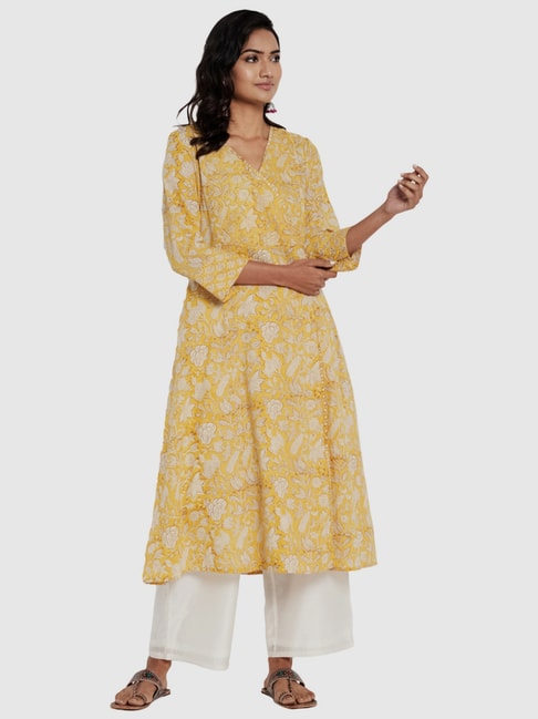 Fabindia Yellow Cotton Woven Pattern Flared Kurta Price in India