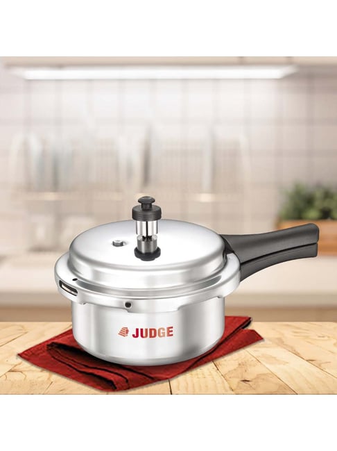 JUDGE Silver Aluminium 22 cm Non-Induction Base Outer Lid Pressure Cooker  (2 L) Set of