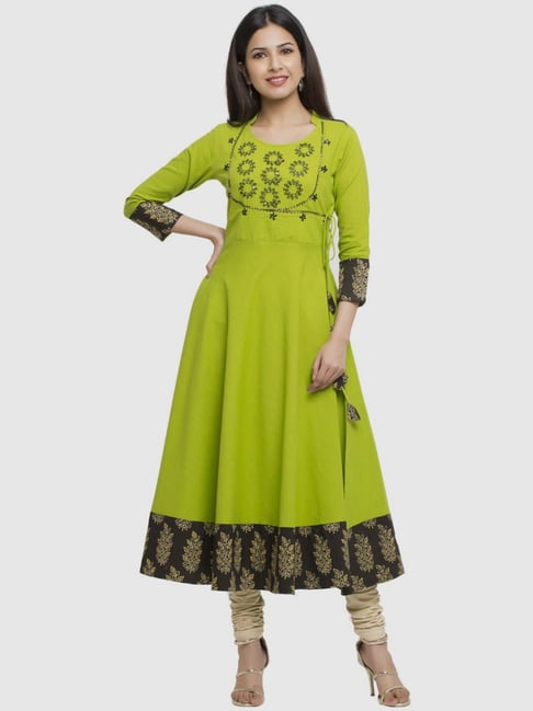 YASH GALLERY Green Cotton Embroidered Flared Kurta Price in India