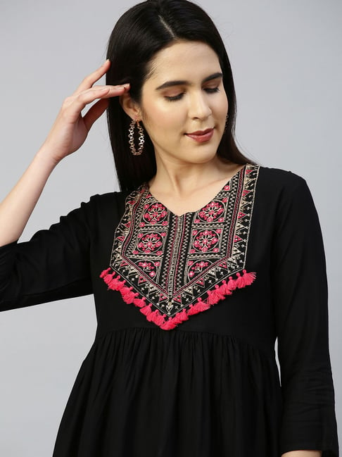 black embellished straight kurti